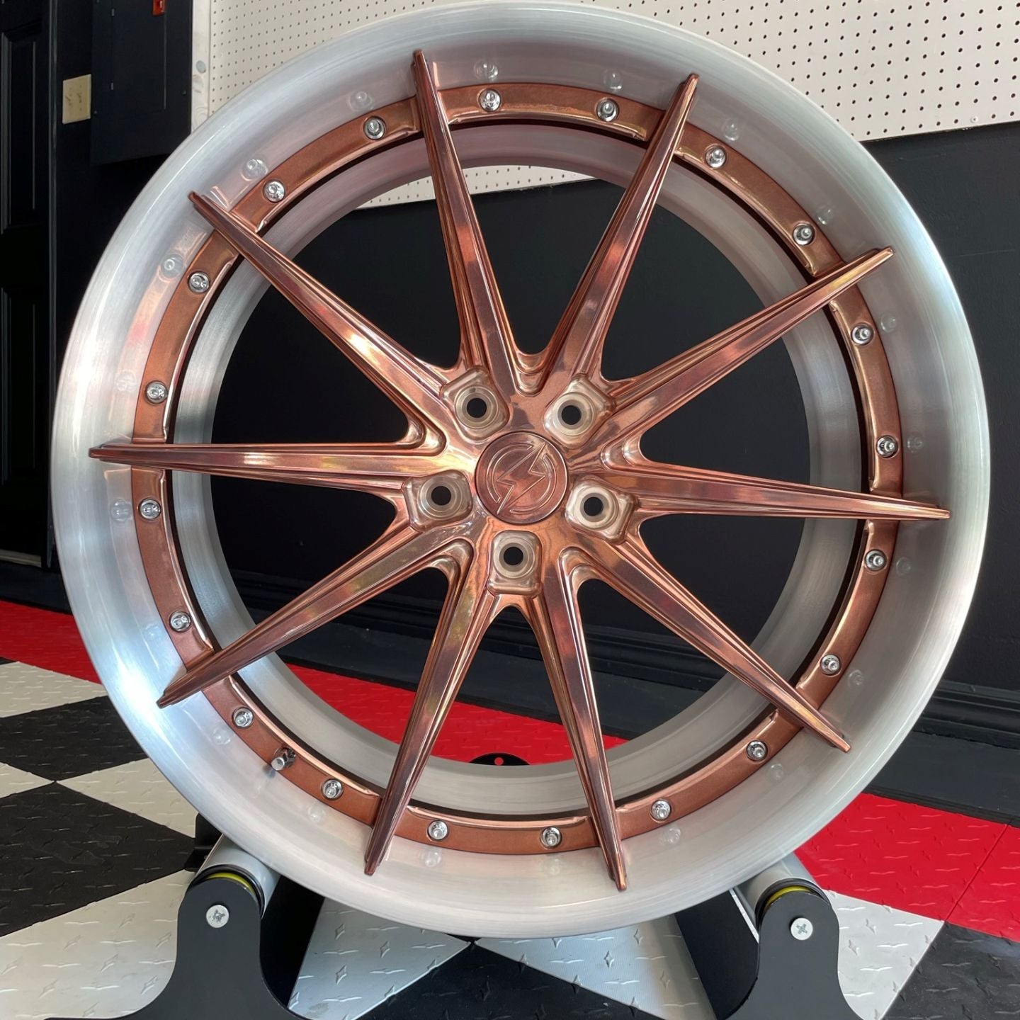 Monoblock vs. Multi-Piece Electric Vehicle Wheels