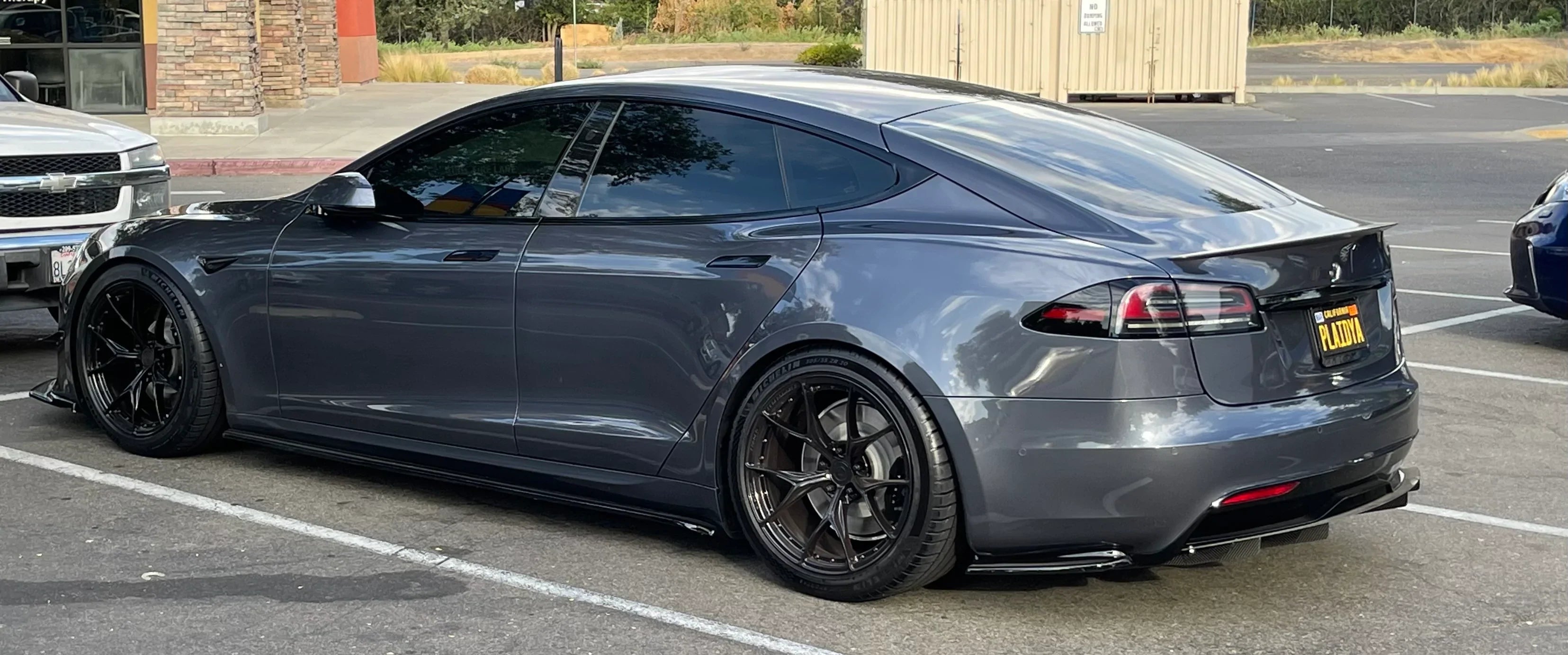 EFP-28 Forged Wheel on Tesla Model S Plaid